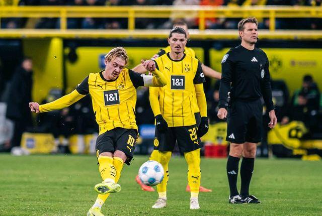 满冠体育平台 -冲刺阶段突围战来临，门兴格拉德巴赫围绕NBA总决赛战术微调，质疑声仍在，纪律约束更严格(门兴格拉德巴赫是哪个城市)