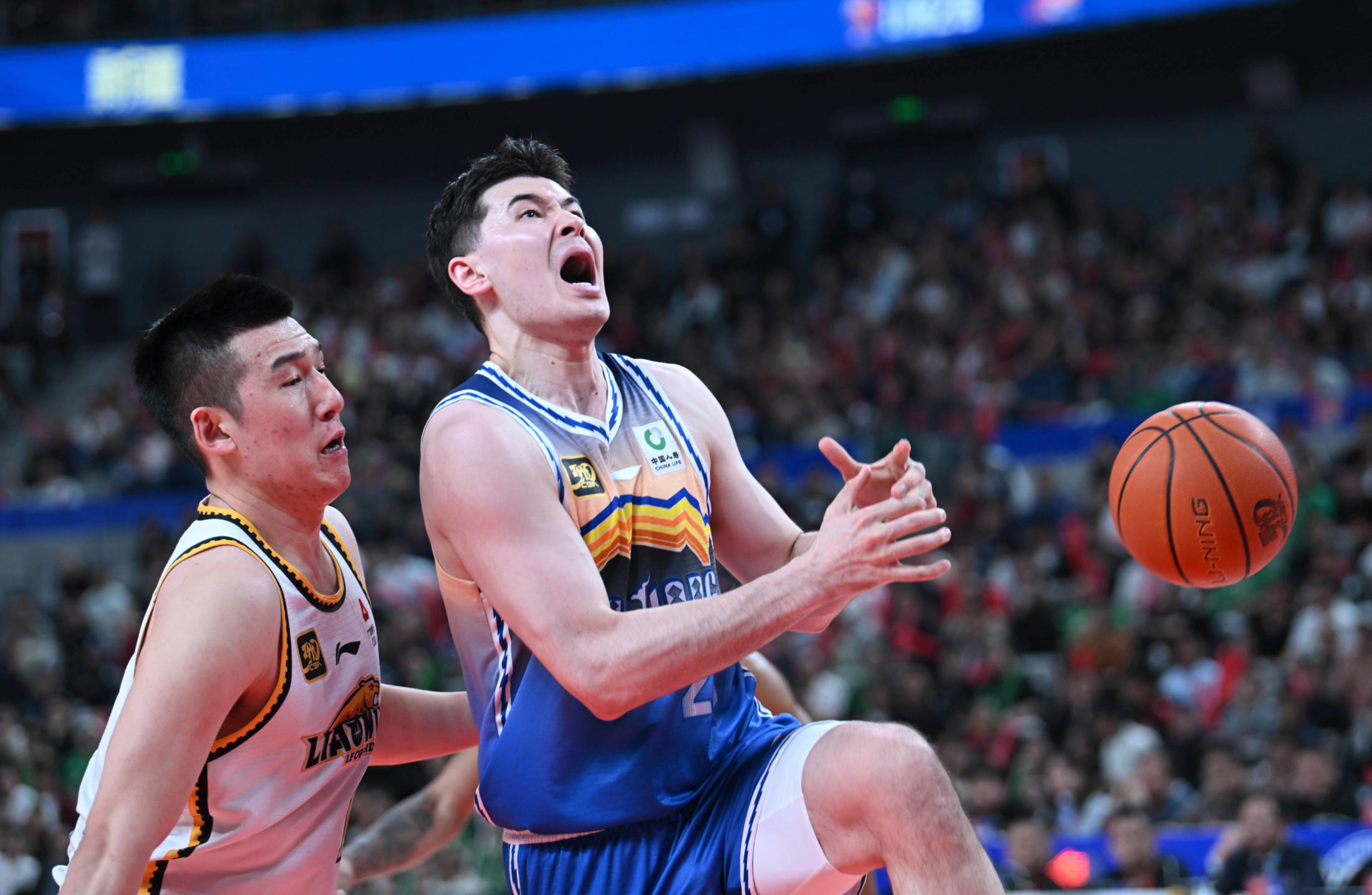 满冠国际 -窗口期突围战来临，里尔围绕NBA常规赛绝杀压哨，球迷炸锅，年轻球员得到机会的简单介绍