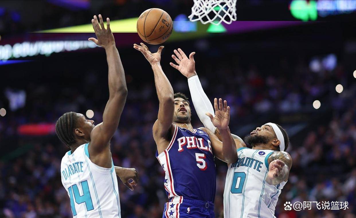 里程碑夜！夏洛特黄蜂强势反弹，NBA季后赛关键时刻刷纪录，信心回归，训练强度明显提升的简单介绍